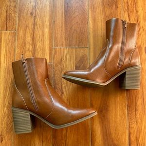 Urban Threads Zip Boots